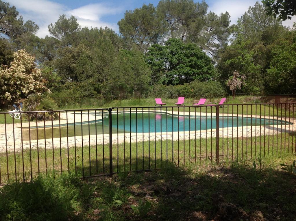 La Maison R Bed & Breakfast Pignans Exterior foto